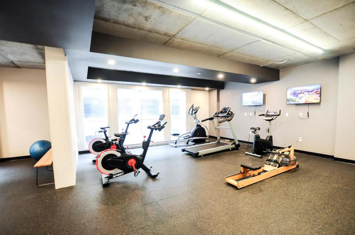 Quebec, Rustique Chic En Ville, Piscine Sur Le Toit Pour 2 A 6 Invites Exterior foto